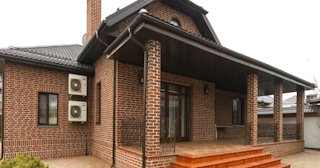 Строительство домов из кирпича с мансардой в Салехарде | от 3668 рублей